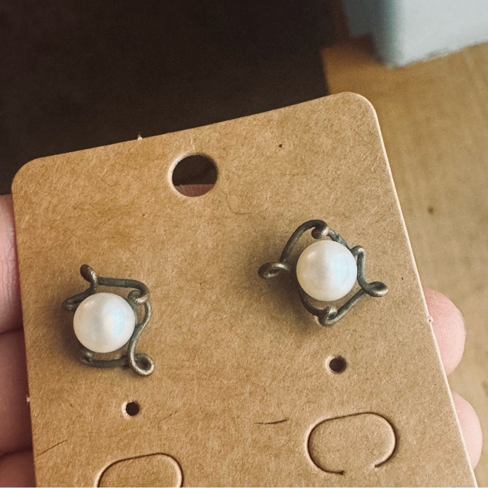 Michael-Michaud Pea Pod Pearl Post Stud Earrings